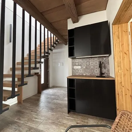 Retreat House Na Navsi 度假居 *