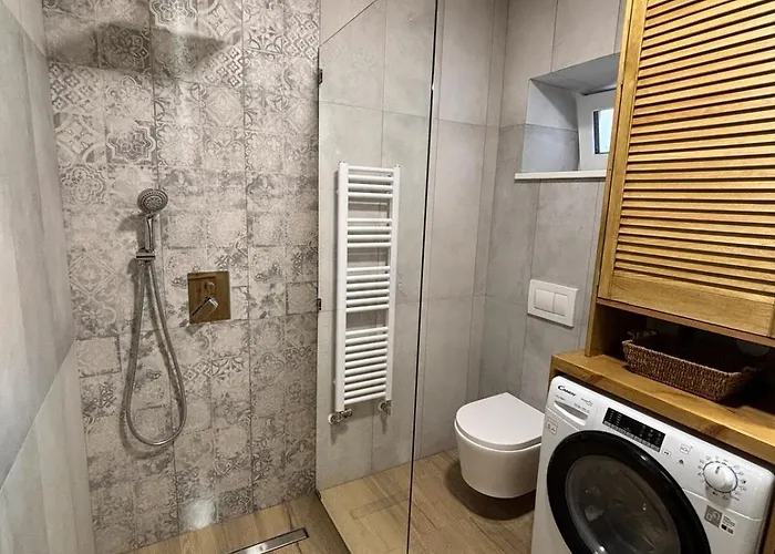 펜션 Retreat House Na Navsi *