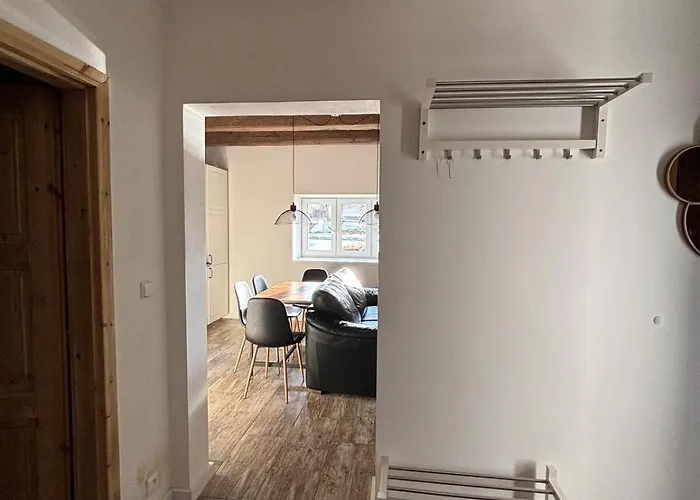 Retreat House Na Navsi